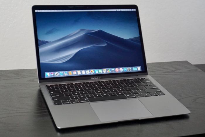 Apple утверждает, что MacBook Air - «самый любимый ноутбук за всю историю», и это не так
